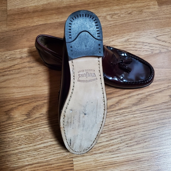 Shoes - Picture 3 of 3